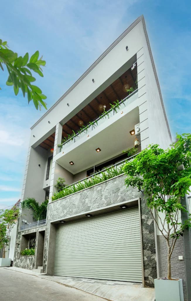 AWB Roller Doors Modern Project Installation Showcase
